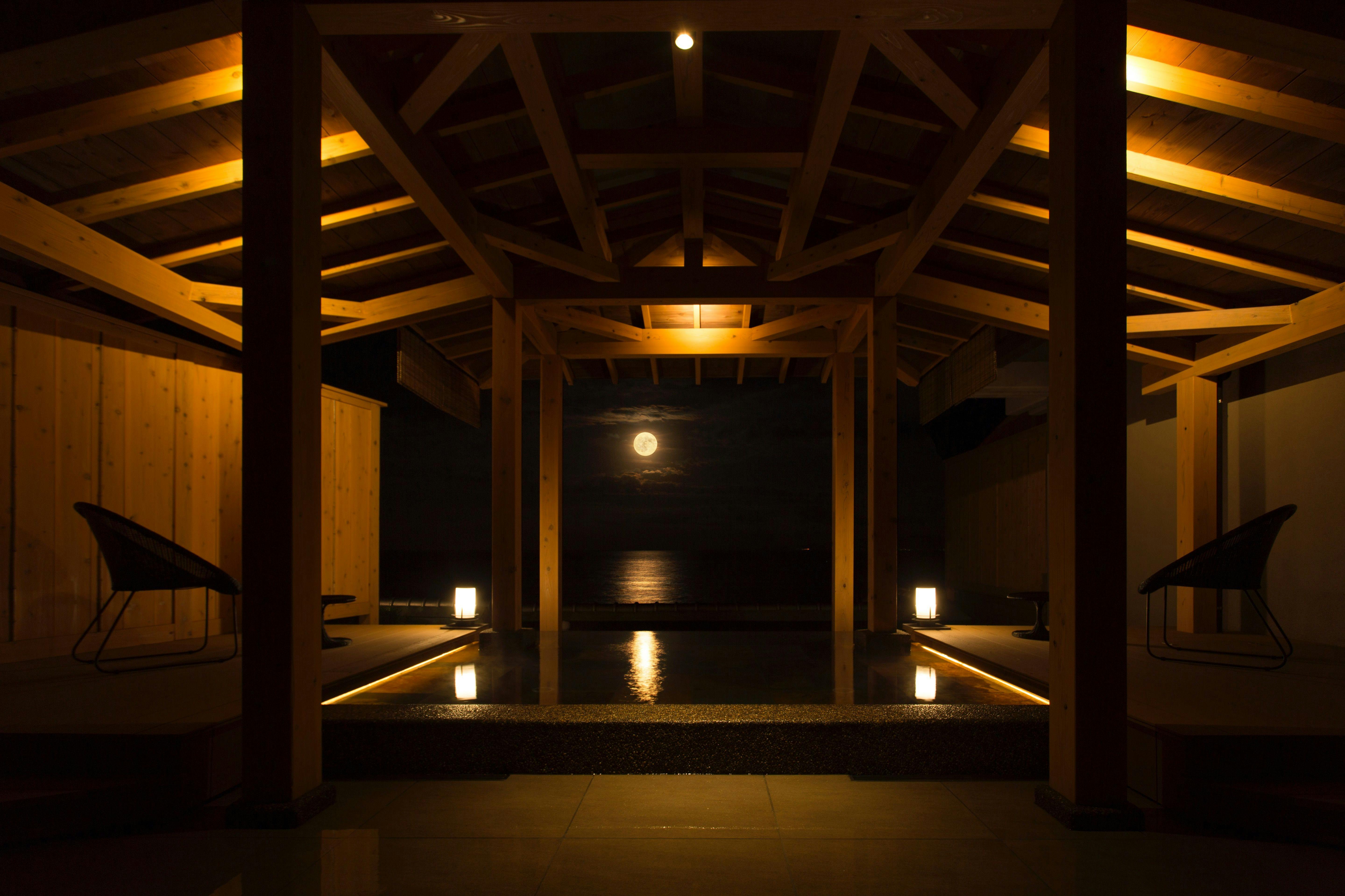 プレミアムガゼボ「月いづる」